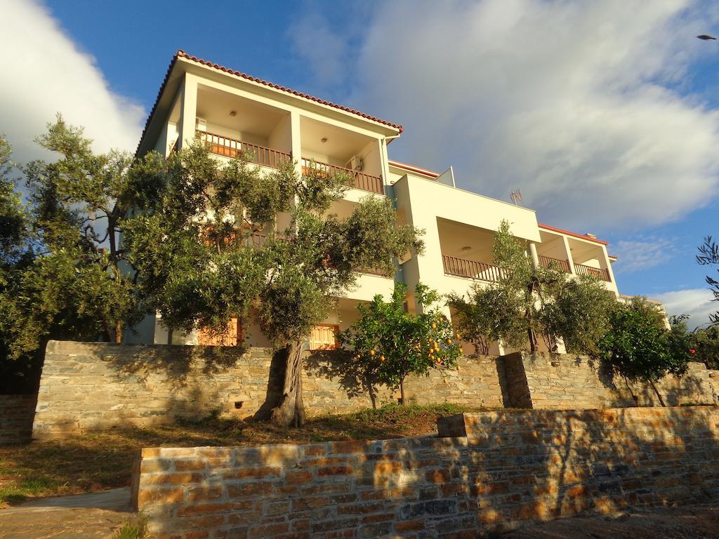 Faros Hotel Milopotamos  Ngoại thất bức ảnh