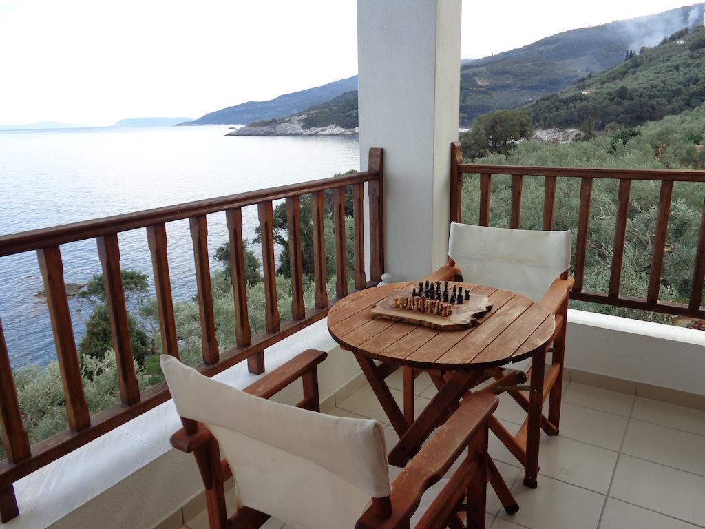 Faros Hotel Milopotamos  Phòng bức ảnh