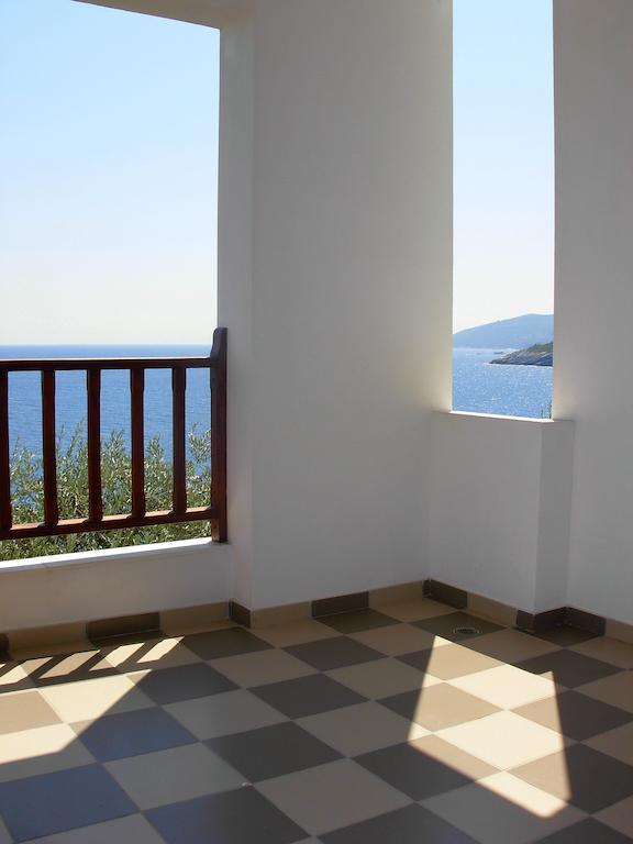 Faros Hotel Milopotamos  Ngoại thất bức ảnh